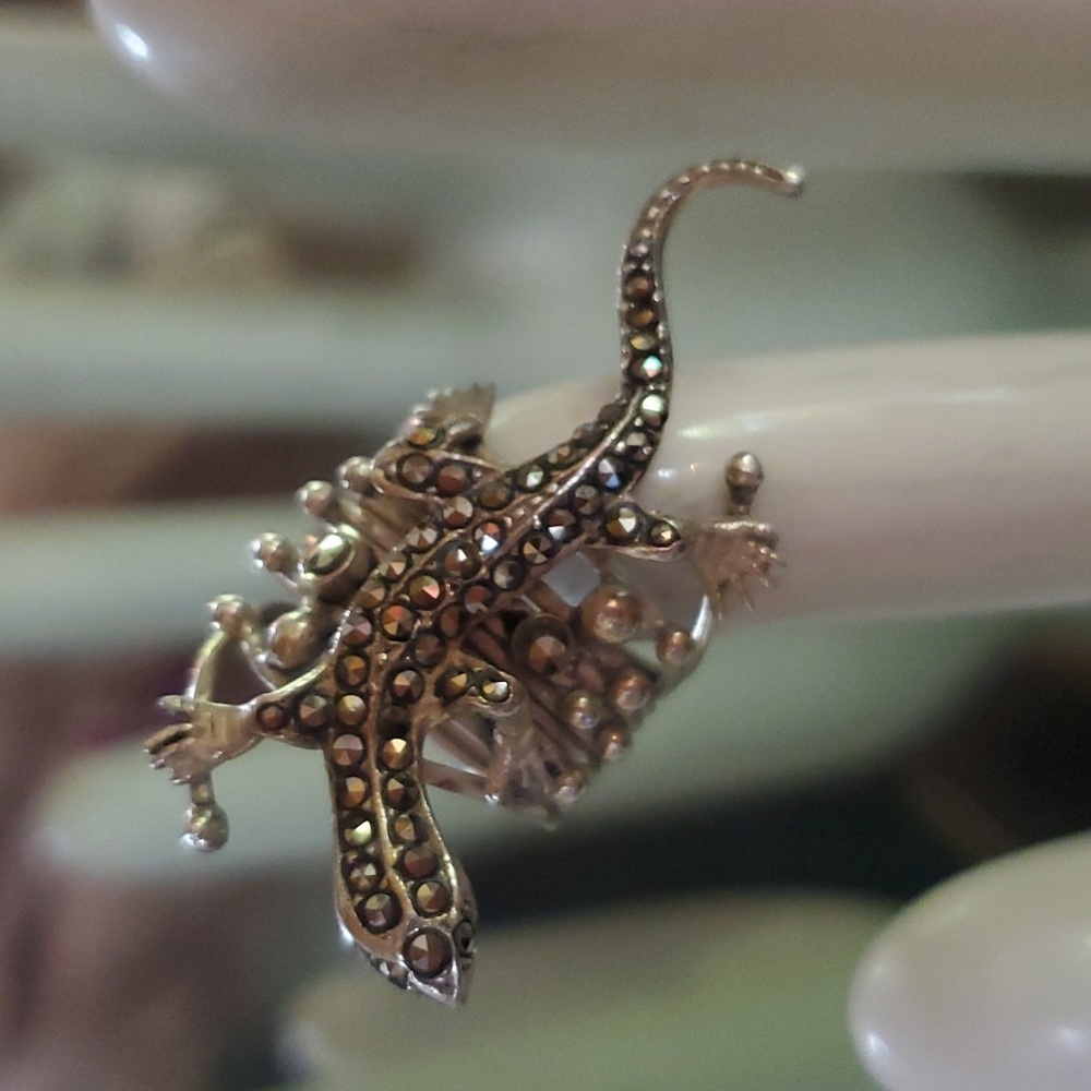 VINTAGE STERLING SILVER MARCASITE GECKO RING... - Picture 2 of 10